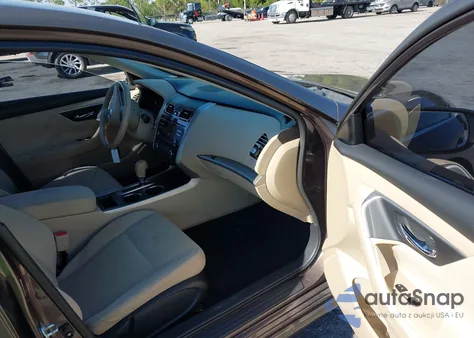 2015 Nissan Altima 2.5 S from USA, damaged, VIN 1N4AL3APXFC164653